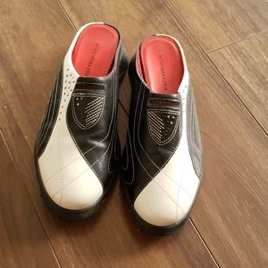 Black & White BCBGMaxAzria clogs